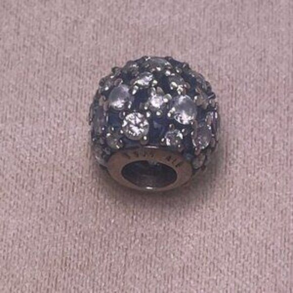 PANDORA SPARKLE SPARKLING ROUND OPENWORK CHARMSKU: 799225C01 - Picture 5 of 5